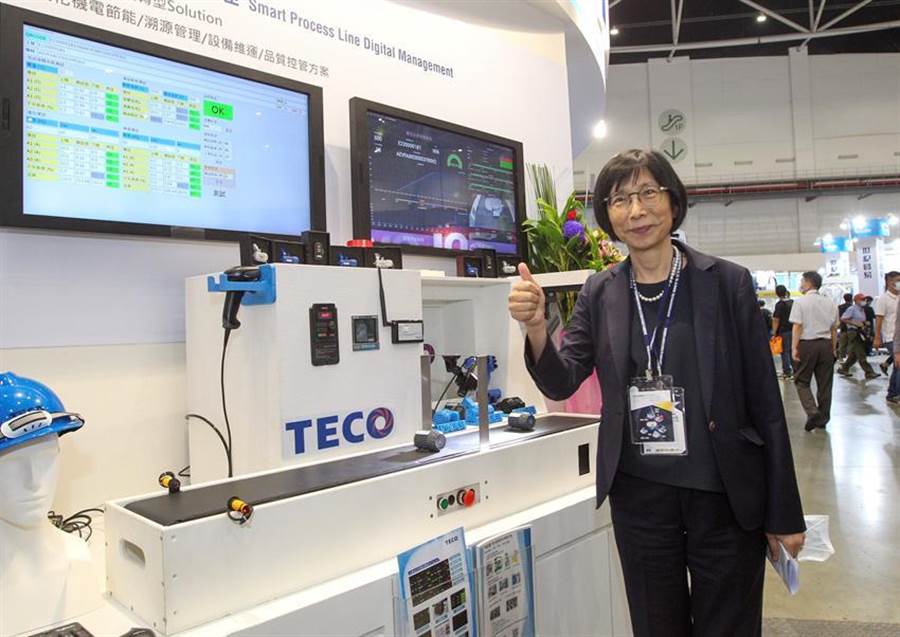 東元集團(tuán)參加19日登場的臺北國際自動化工業(yè)展，主推智慧工廠，協(xié)助傳動工廠智慧化。圖為東元集團(tuán)董事長邱純枝。（圖／東元提供）&#xD;&#xA;