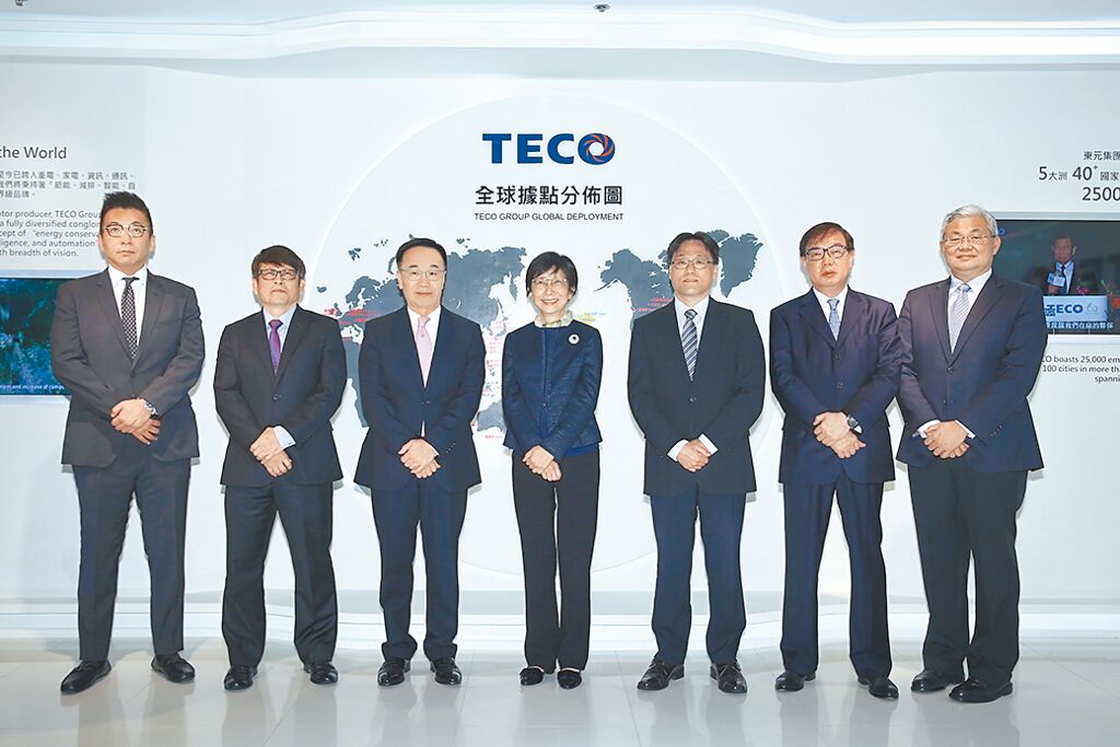 東元電機在財務(wù)、經(jīng)營團隊，良好的投資人關(guān)係以及企業(yè)社會責(zé)任的舉措等各方面皆有杰出成果，而榮獲肯定。圖／業(yè)者提供